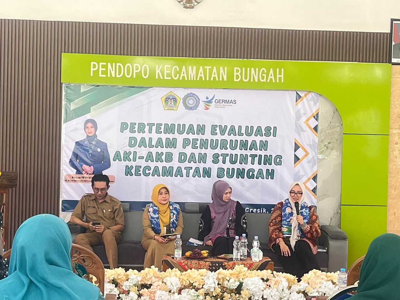kecamatan-bungah-gelar-pertemuan-evaluasi-untuk-percepatan-penurunan-aki-dan-akb